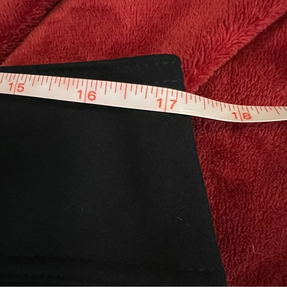 Chico's Black Style Navy Capris with Gold Buttons